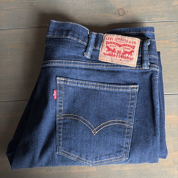 Levi’s - 514™ STRAIGHT FIT MEN'S JEANS - Picture 3 of 8